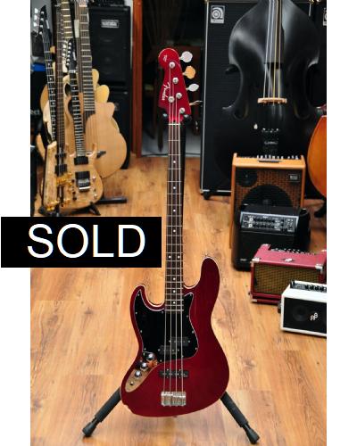 Fender Aerodyne Jazz Bass Candy Apple Red LH (used)